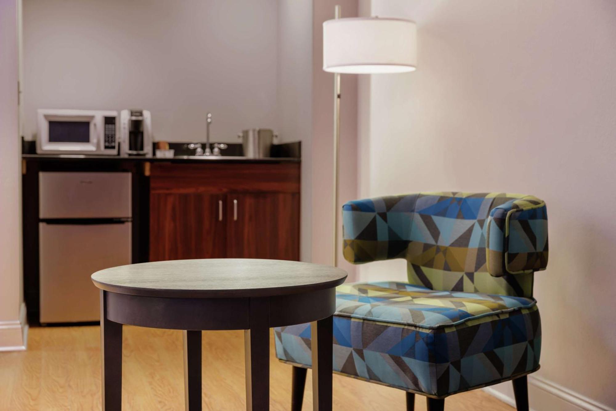 Hotel Trilogy Albany Airport, Tapestry Collection By Hilton Latham Exterior foto
